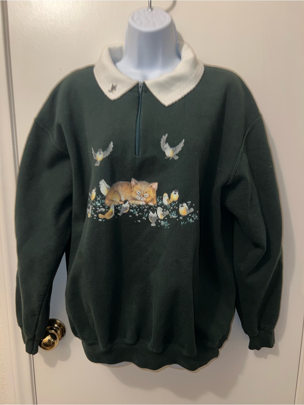 Vintage Forest Green Pullover Sweatshirt with Cat & Birds Graphic